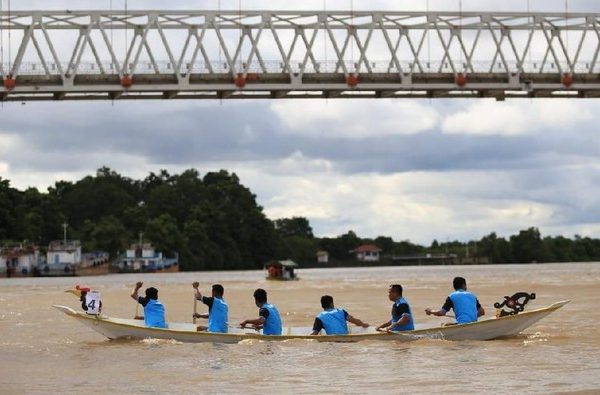 Mengenal Tradisi Lomba Balap Jukung di Banjarmasin